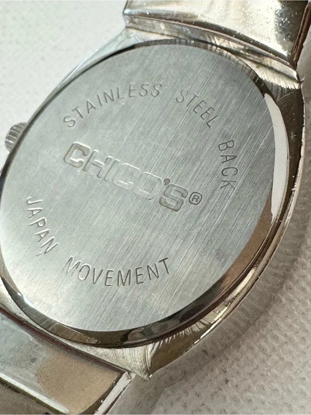Vintage Chico's Red Dial Women's 6.25